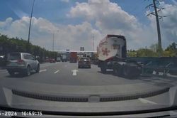 CSGT TP.HCM đề nghị người dân cung cấp thông tin vụ việc gần ngã ba Cát Lái
