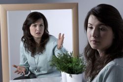 Bạn có đang thù địch bí mật?