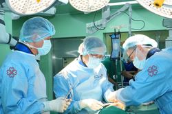 Lần đầu ứng dụng máy phá rung tim cấy dưới da hoàn toàn tại Việt Nam