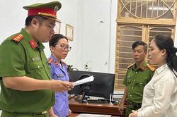 Khởi tố đối tượng lừa đảo