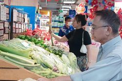[VIDEO] Chi phí tăng vọt, gia đình TP HCM kiệt quệ dù thắt lưng buộc bụng