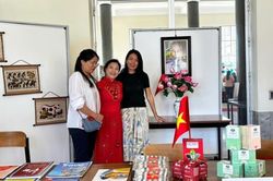 Đại sứ quán Việt Nam tại Bồ Đào Nha tham gia Lễ hội Văn hóa châu Á