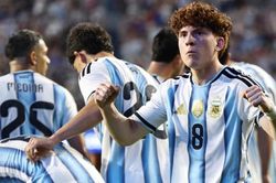 Argentina 3-0 Iceland: Messi trở lại đầy ấn tượng, nhà vô địch thế giới sẵn sàng bảo vệ ngôi vương