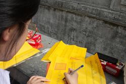 Về 'trường đại học đầu tiên' của Việt Nam cầu may trước kỳ thi tốt nghiệp THPT