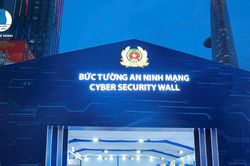 Ra mắt không gian trải nghiệm 'Bức tường An ninh mạng' tại phố đi bộ Nguyễn Huệ