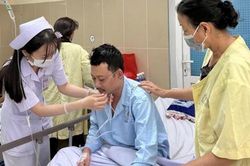 Người đàn ông thoát cửa tử sau cú sét đánh