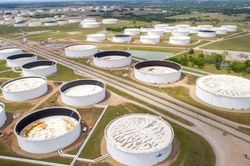 Tồn kho dầu của OECD giảm về mức thấp nhất trong nhiều thập kỷ?