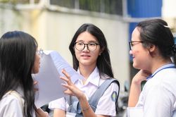 Trường công lập đầu tiên ở TPHCM công bố điểm thi và điểm chuẩn lớp 10