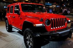 Đợt triệu hồi 'khủng' 1,3 triệu xe Jeep vì nguy cơ quá nhiệt gây cháy xe