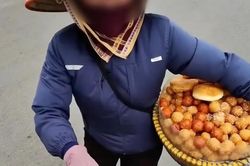 Xác minh vụ khách nước ngoài mua 10 chiếc bánh rán giá 420.000 đồng ở Hà Nội