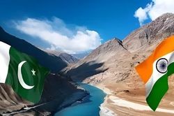 Ấn Độ tuyên bố 'không để một giọt nước nào' chảy sang Pakistan