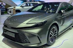 Top 10 xe bán chậm tháng 5: Toyota Camry lại được gọi tên