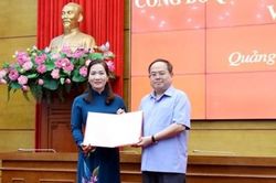 B&agrave; Nguyễn Thị Hạnh giữ chức Trưởng Ban Tuy&ecirc;n gi&aacute;o v&agrave; D&acirc;n vận Tỉnh ủy Quảng Ninh