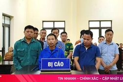 Đánh bài liêng sau tiệc tất niên, 11 bị cáo lĩnh án