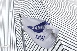 Samsung dẫn đầu thế giới về đầu tư vào sản xuất chất bán dẫn