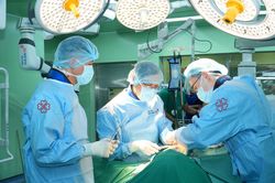 Việt Nam làm chủ kỹ thuật cấy máy phá rung tim dưới da thế hệ mới