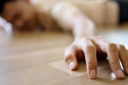 Người đàn ông 41 tuổi tử vong vì tưởng càng ăn nhiều rau càng khỏe, bác sĩ cảnh báo 4 thói quen 'chớ dại'