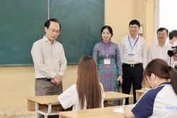 Bộ trưởng Bộ GD&ĐT: Không để thí sinh bị mất quyền lợi trong mọi tình huống