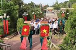 Xã Bến Lức phấn đấu 'tìm lại tên' cho các anh hùng liệt sĩ trước ngày 30/11/2026