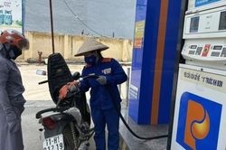 Xăng E10: Nhiều hãng xe công bố tương thích