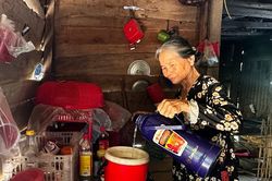 Chuyện ghi ở Ấp Bắc