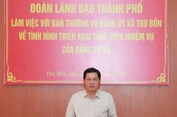Phó Chủ tịch Thường trực HĐND thành phố Đà Nẵng Trần Phước Sơn làm việc với xã Thu Bồn
