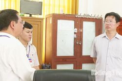 Đồng chí Huỳnh Minh Tuấn khảo sát Dự án Bệnh viện Hồng Ngự và kiểm tra Kỳ thi tốt nghiệp THPT