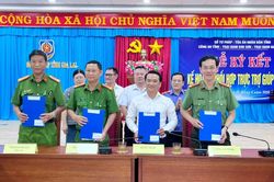 K&yacute; kết kế hoạch phối hợp trợ gi&uacute;p ph&aacute;p l&yacute;