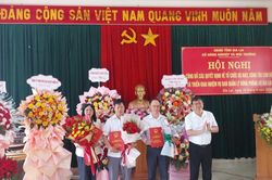 Công bố quyết định về tổ chức bộ máy và cán bộ Ban Quản lý rừng phòng hộ Gia Lai