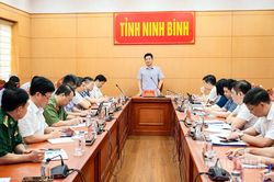 Đẩy mạnh thực hiện Chiến lược phát triển kinh tế biển tỉnh Ninh Bình đến năm 2030, tầm nhìn đến năm 2045