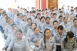 Đắk Lắk: Hơn 200 huynh trưởng và đoàn sinh khu vực phía Đông tu Bát quan trai tại chùa Xuân Vân