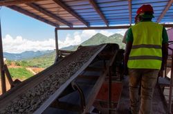 Mozambique siết chặt quản lý nhà nước ngành khai khoáng