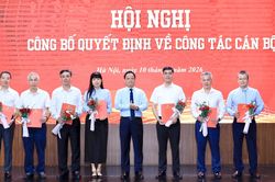 Công bố quyết định về công tác cán bộ tại Cơ quan Báo và Phát thanh, Truyền hình Hà Nội