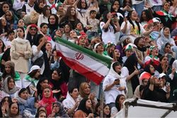 FIFA thu hồi suất mua vé World Cup của CĐV Iran