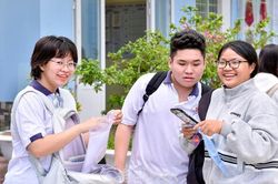 Hoàn tất thủ tục dự thi, gần 19.700 thí sinh Cà Mau tự tin trước 'giờ G'