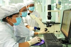 Gỡ rào cản để nhà khoa học nữ đưa nghiên cứu ra thị trường