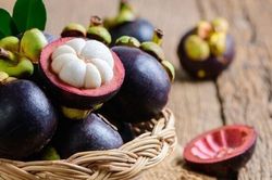 Bí quyết chọn măng cụt tươi ngon, ngọt lịm chỉ với 10 giây quan sát
