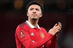 Manchester United thanh lọc đội hình, ba ngôi sao rời Old Trafford