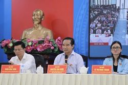 TPHCM: Cử tri đề nghị sớm đầu tư mở rộng một số tuyến đường, các công trình dân sinh