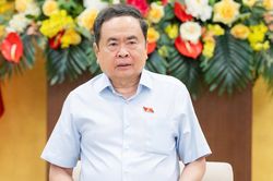 Chủ tịch Quốc hội: Còn tình trạng trụ sở, đất đai sau sắp xếp chậm được xử lý