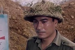Từng đóng cặp hàng trăm mỹ nhân, tài tử nổi tiếng chọn cưới mối tình đầu