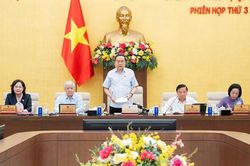 Chủ tịch Quốc hội: Giám sát chặt việc sử dụng trụ sở dôi dư sau sắp xếp bộ máy