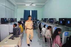 Đề xuất tăng mạnh câu hỏi thi lý thuyết cấp giấy phép lái xe, chống học mẹo