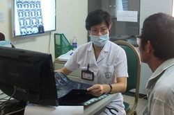 Tuyến y tế cơ sở - 'cánh tay nối dài' trong hỗ trợ cai nghiện thuốc lá