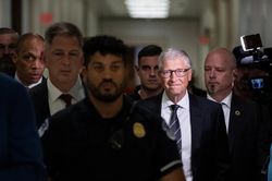 Tỉ phú Bill Gates điều trần trước Hạ viện Mỹ về 'hồ sơ Epstein'