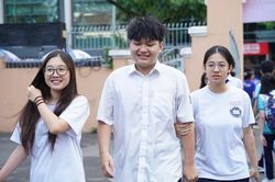 Hơn 1,2 triệu thí sinh bước vào kỳ thi kỷ lục