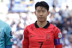 Câu chuyện về Son Heung-min làm dậy sóng tuyển Hàn Quốc