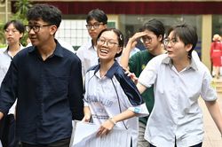 Giáo viên đánh giá đề Ngữ văn 2026: Phổ điểm chủ yếu từ 6,5 đến 7,5, chú ý chi tiết quan trọng câu 'Steve Jobs'