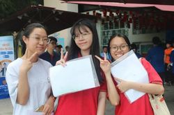 Thí sinh tự tin trước giờ thi Ngữ văn: Có đoán đề, nhưng không học tủ