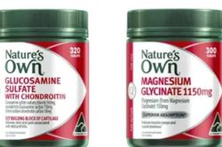 [SPOTLIGHT] Úc thu hồi thực phẩm chức năng Nature's Own và kẹo Allen's vì lẫn kính, nhựa